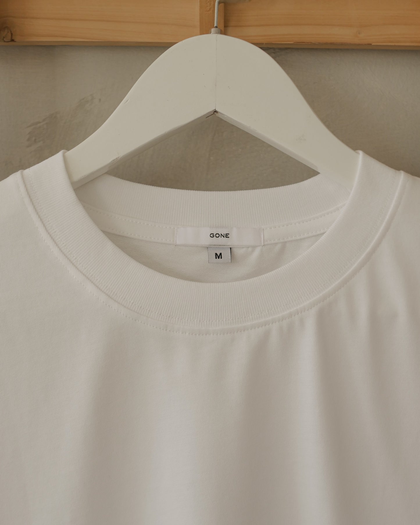 LAY BOX FIT T-SHIRT - WHITE